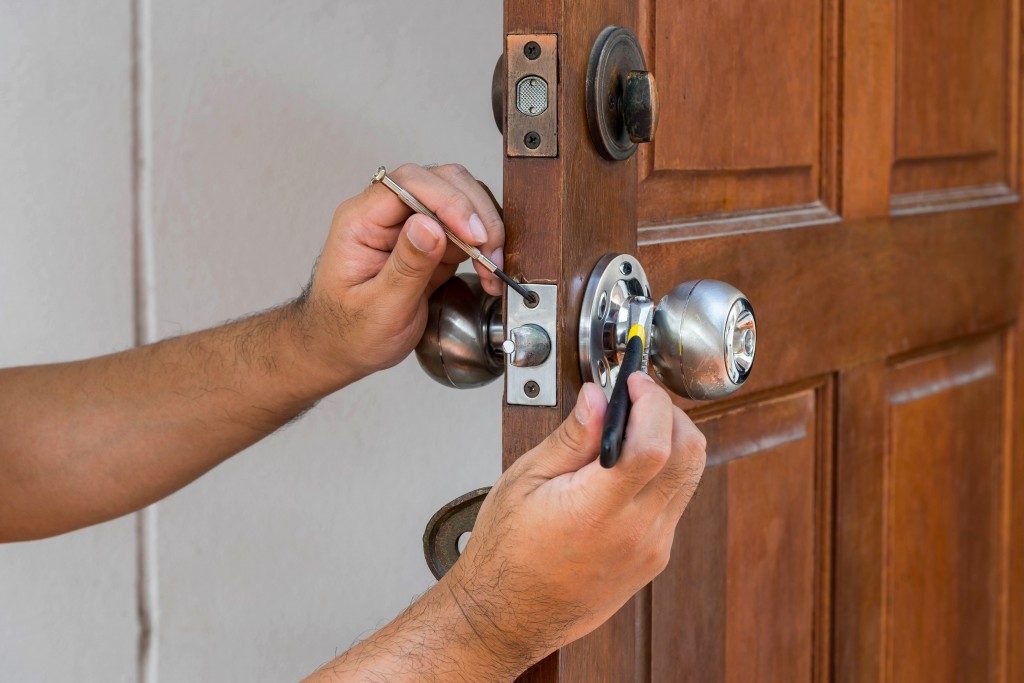 new lock installation (562) 475-4790